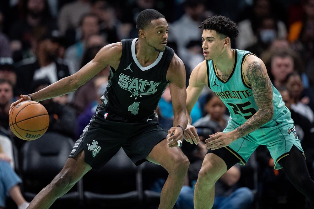 尔夫的关系 尔夫的关系