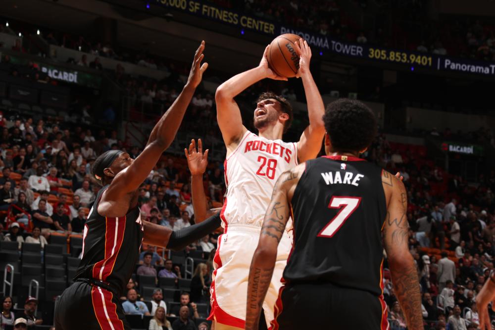 双队客场斩 双队客场斩